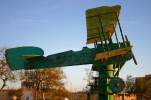 Escultura de avión.