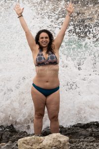 Día de olas en la Cala de la Turqueta